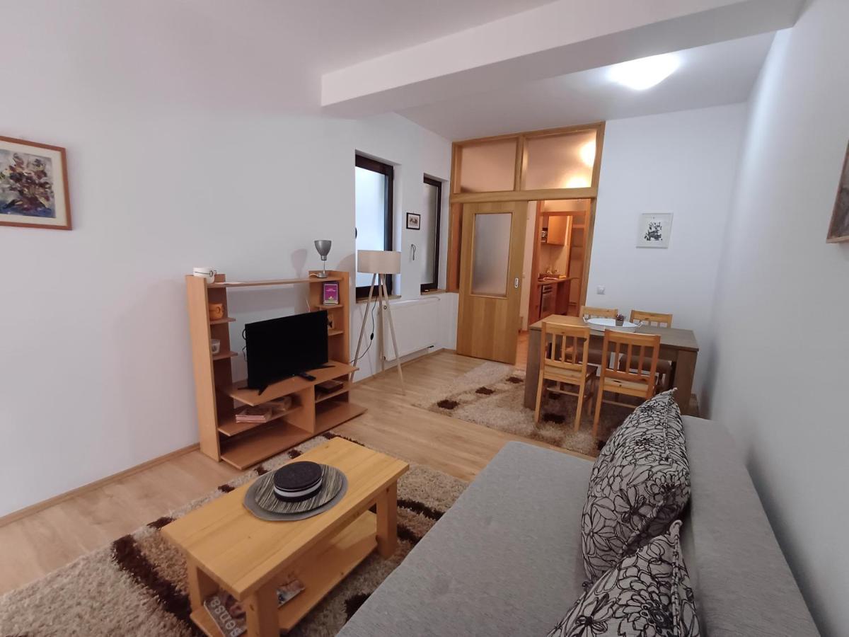 Apartmani Damir SJJ Eksteriør bilde